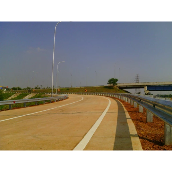 Road Guardrail Barrier Sertificate SNI