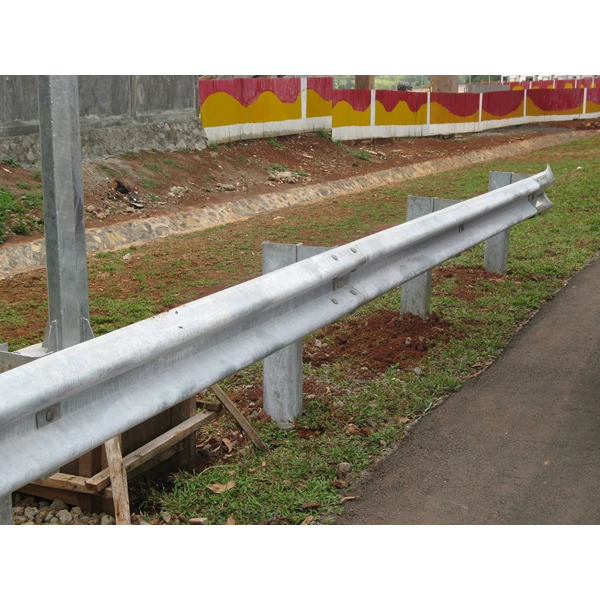 Flexbeam Guardrail Barrier